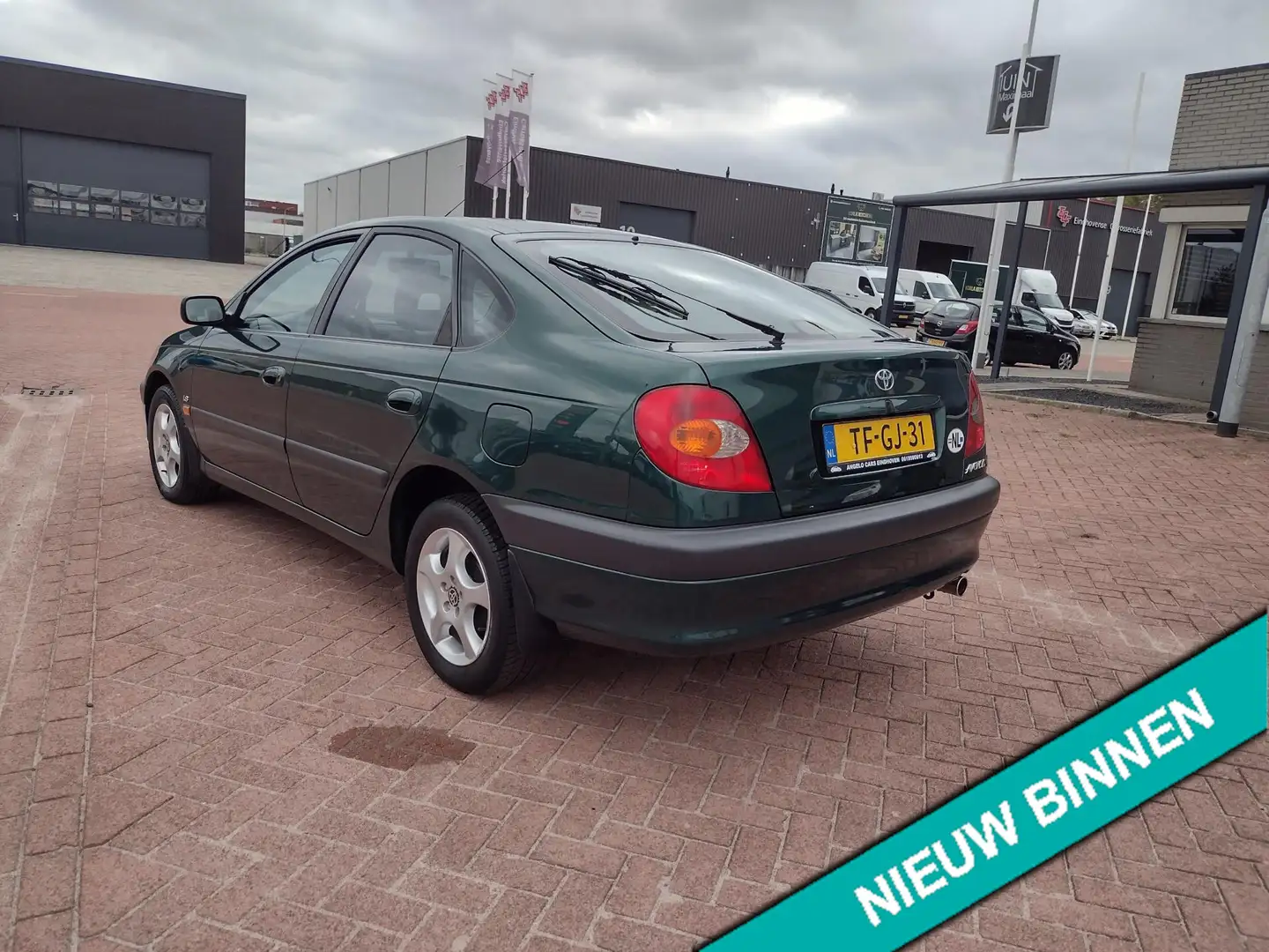 Toyota Avensis 1.8 Sol Leanburn MOOIE AUTO BEL 0619590613 AIRCO 5 Vert - 2