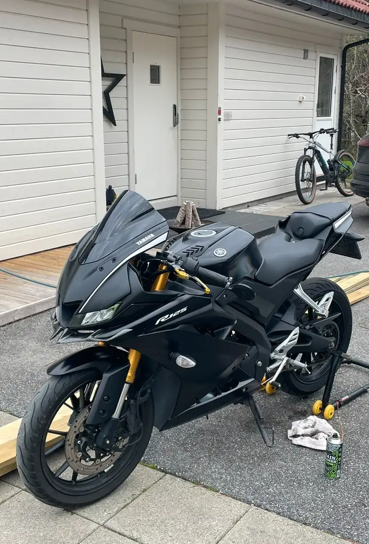 Yamaha YZF-R125 Negru - 1