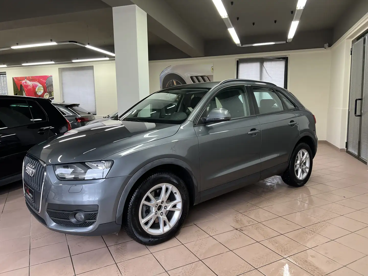 Audi Q3 2.0 tdi Advanced quattro 140cv s-tronic Grigio - 2