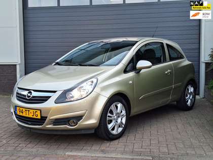 Opel Corsa | 1.4-16V Enjoy | Zeer lage kilometerstand | Airco