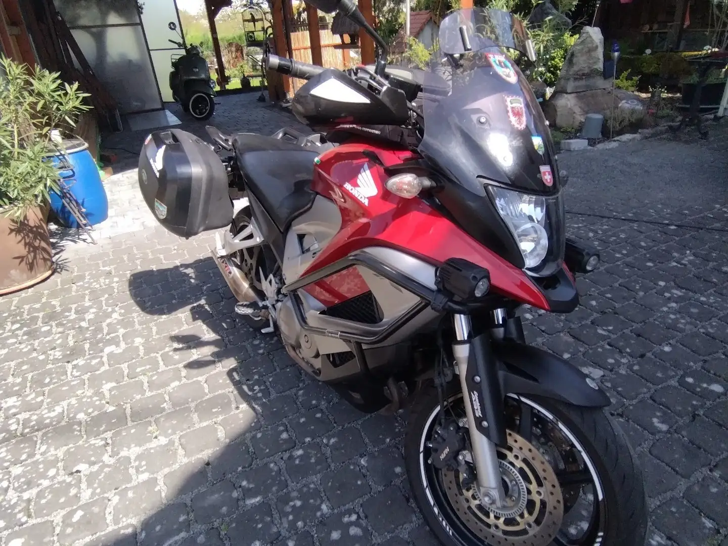 Honda Crossrunner Rouge - 1