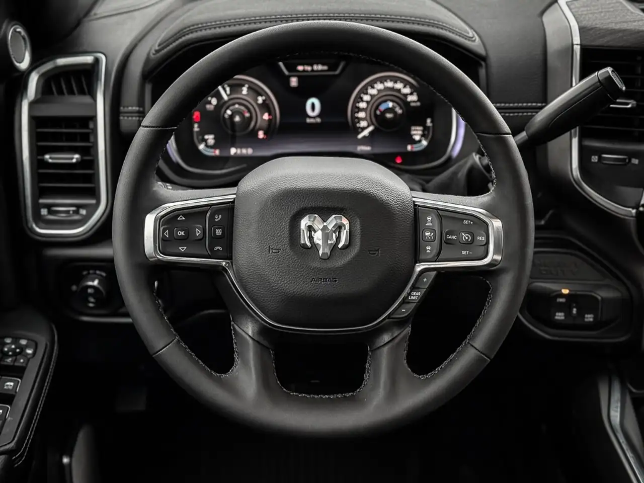 RAM 2500 снимка RAM 2500