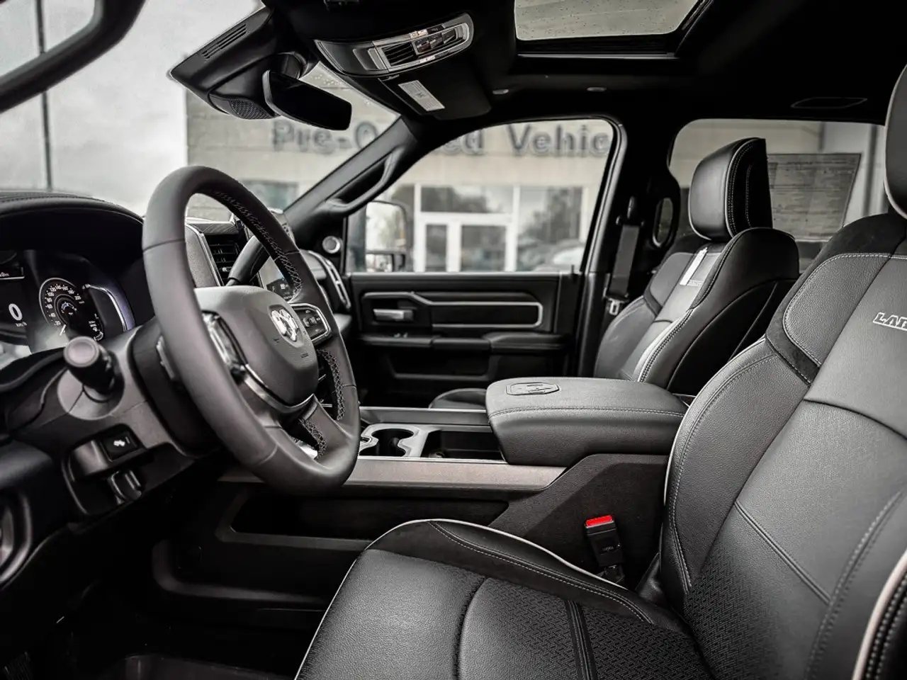 RAM 2500 снимка RAM 2500