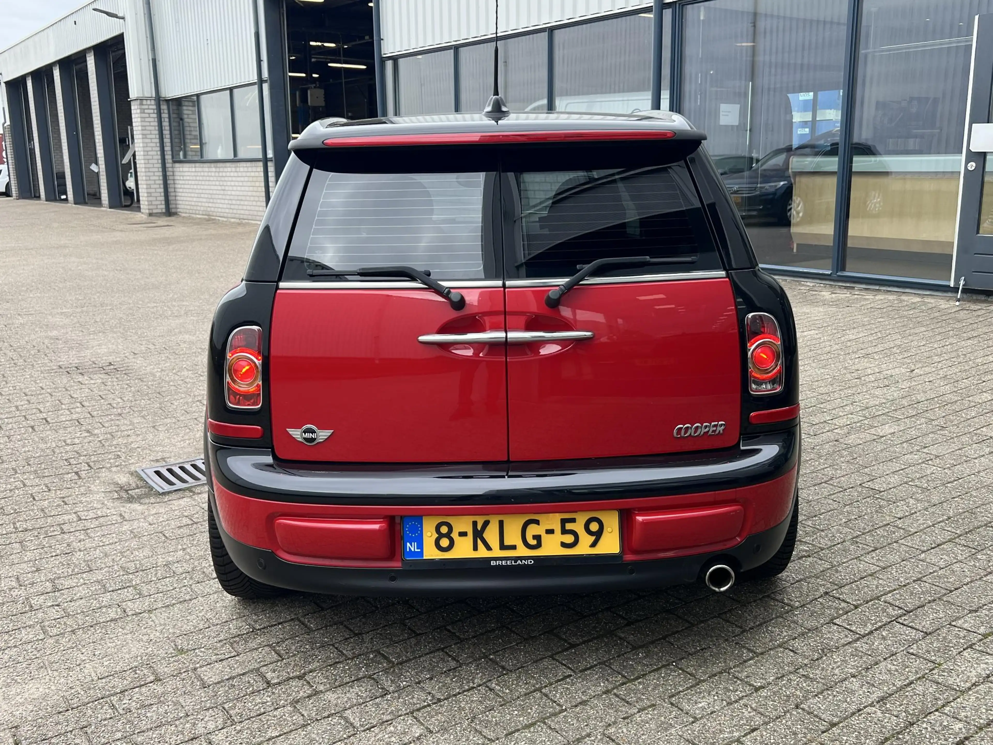 MINI Cooper Clubman 1.6 Business Line navi / 17" / airco — photo 6