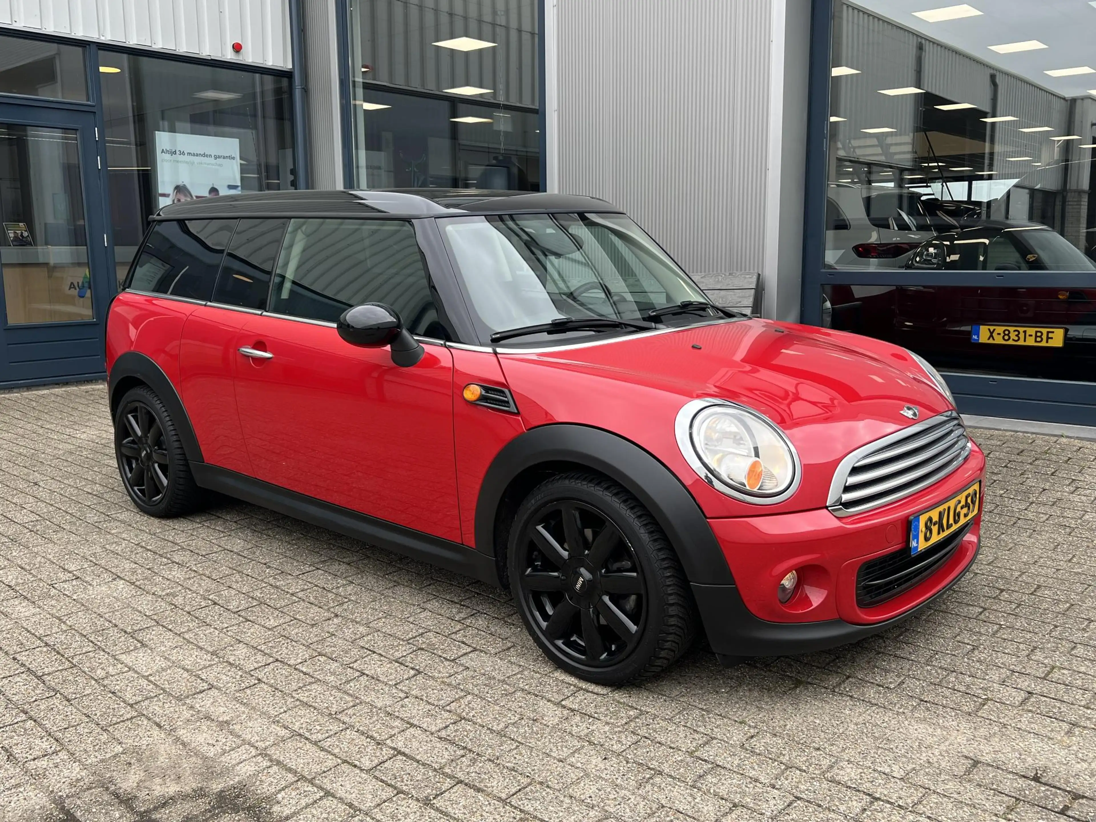 MINI Cooper Clubman 1.6 Business Line navi / 17" / airco — photo 8