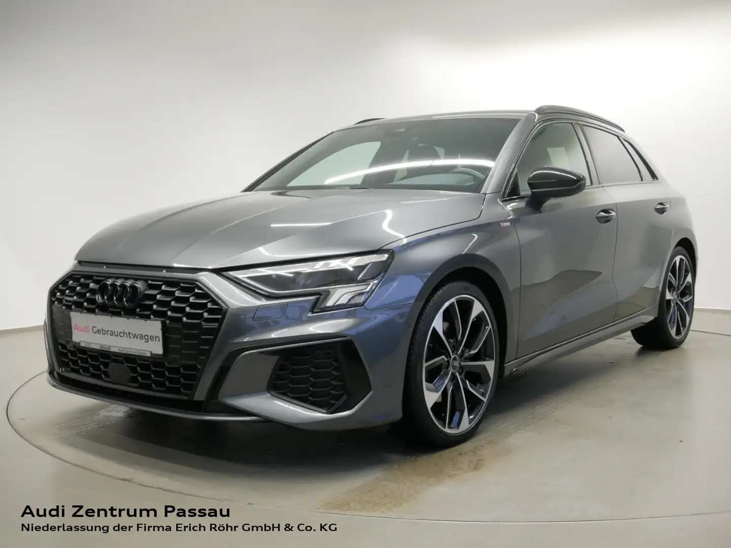 Audi A3 Sportback 40 TFSI quattro S tro. S line LED AHK vi Grigio - 1