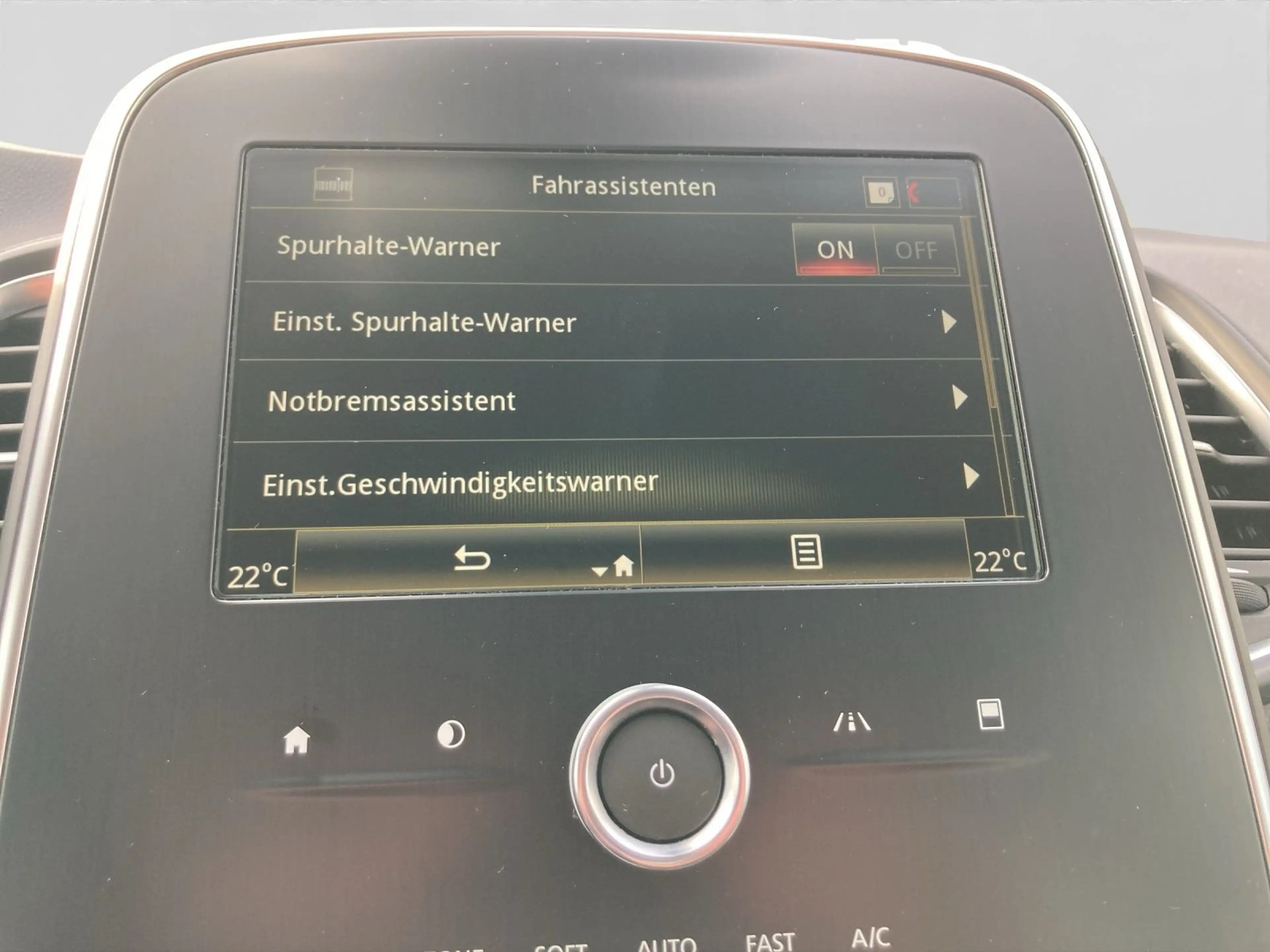 Renault Scenic 1.3 TCe 140 ZEN LM20 DAB — photo 15