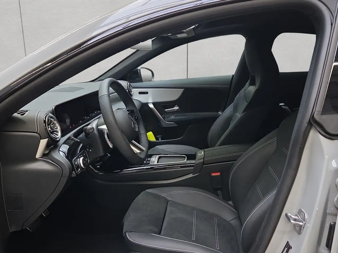 Mercedes-Benz CLA 180 CLA 10