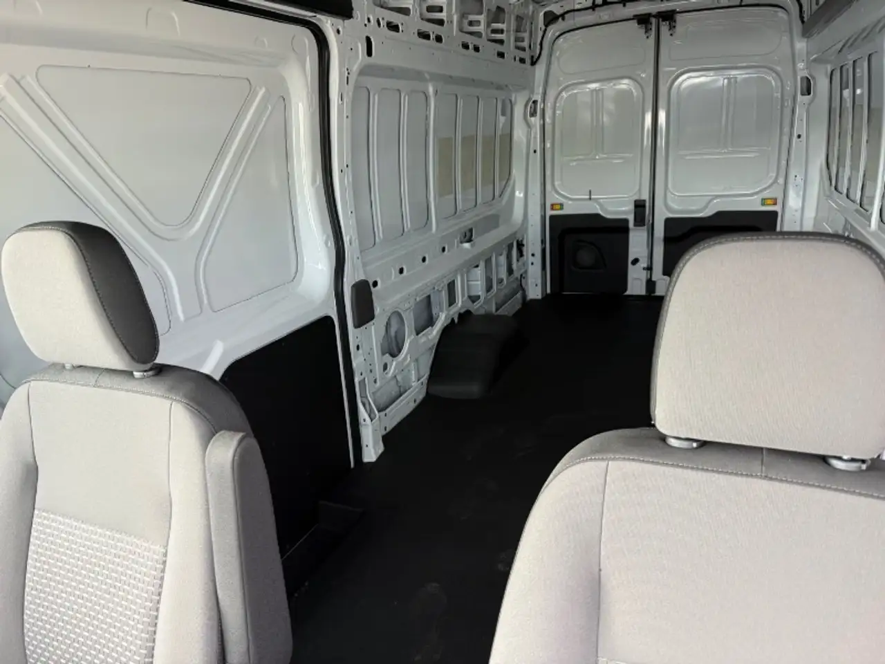 Ford Transit Cargo Van photo Ford Transit Cargo Van