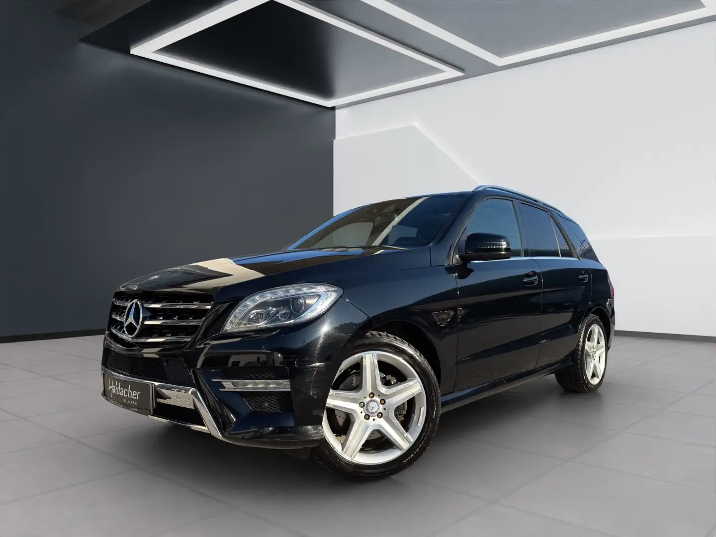 Mercedes-Benz ML 350 BlueTEC 4MATIC AHK PTS Shz AMG AIR eHeck Schwarz - 2