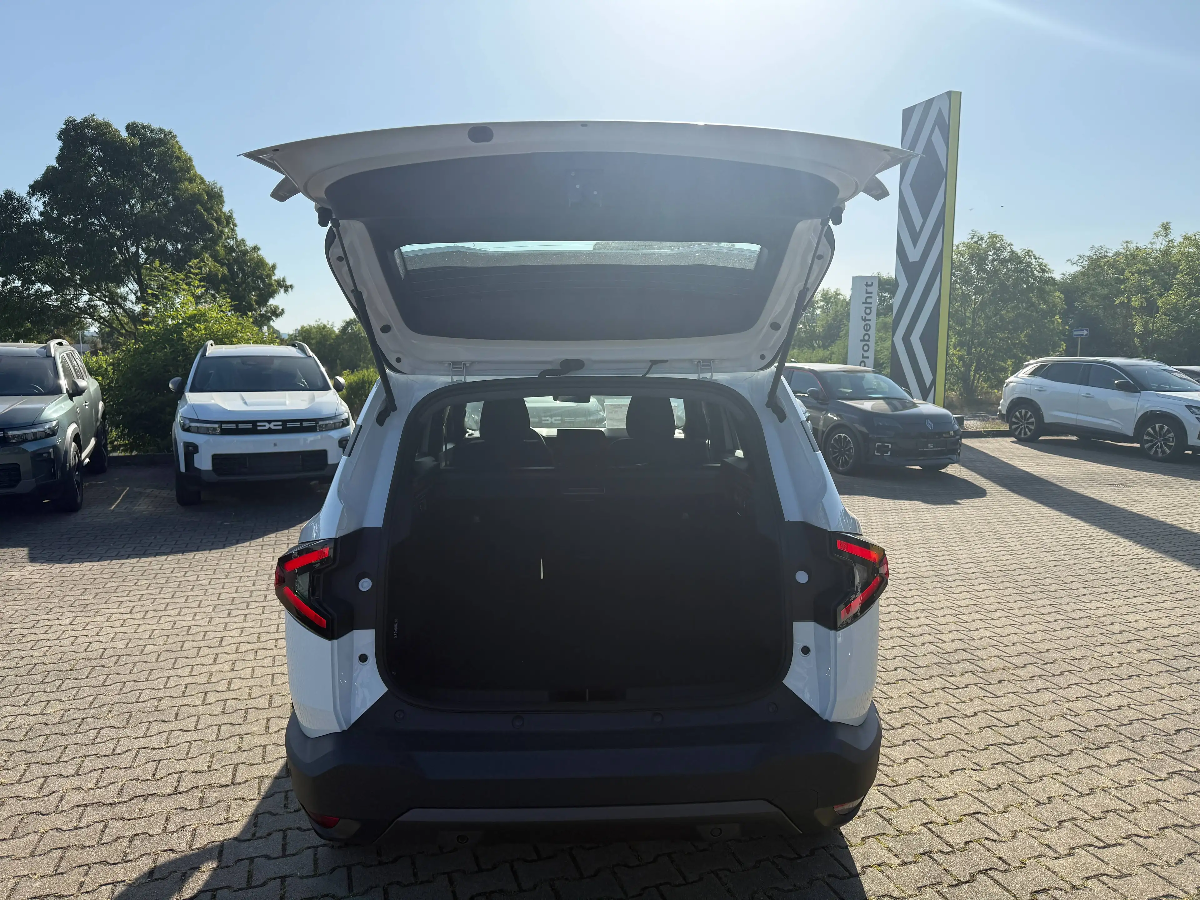 Dacia Bigster LPG 140 Expression — photo 6