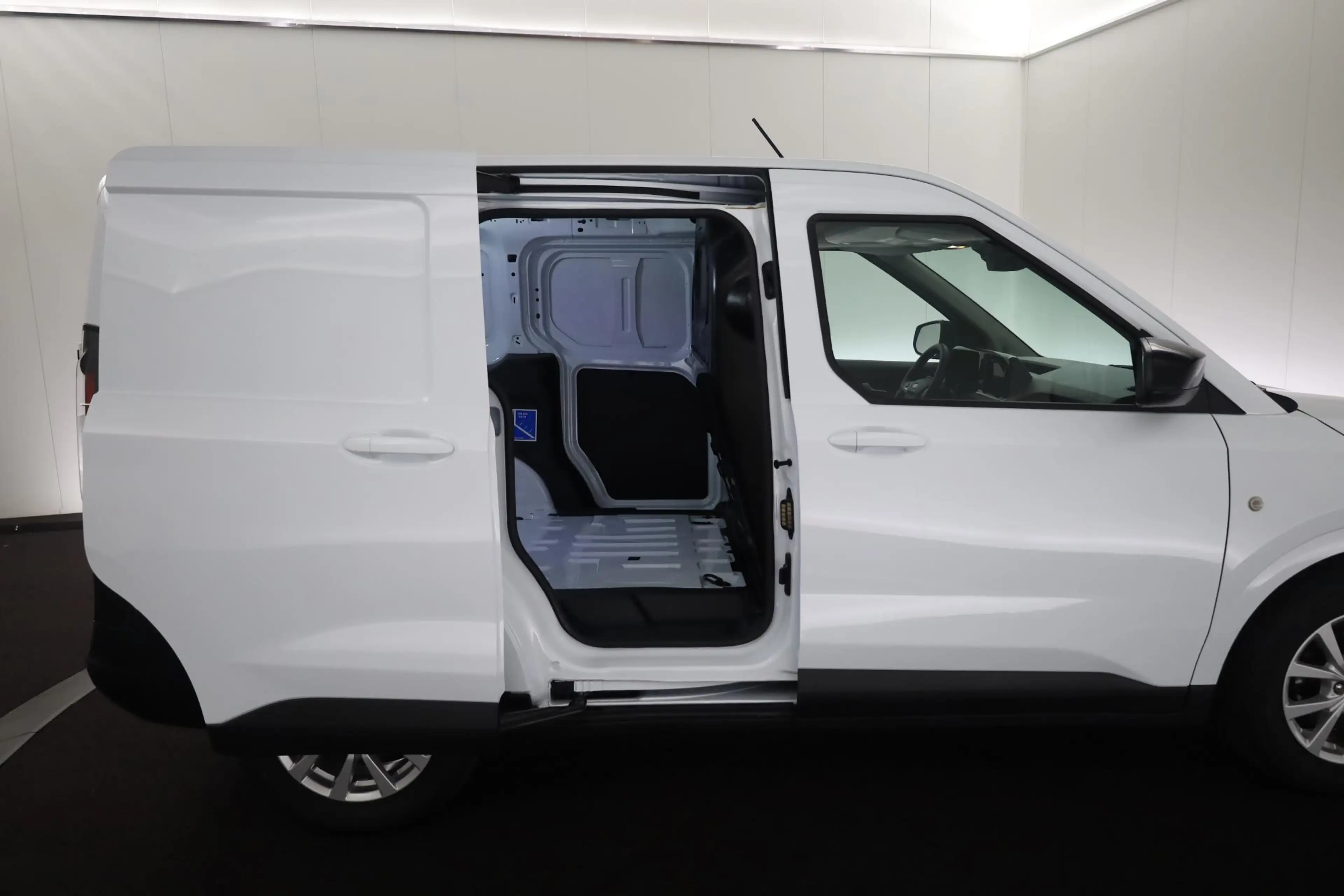 Ford Transit Courier 1.5 EcoBlue Limited -BPM vrij/Trekhaak/Navi- — photo 14
