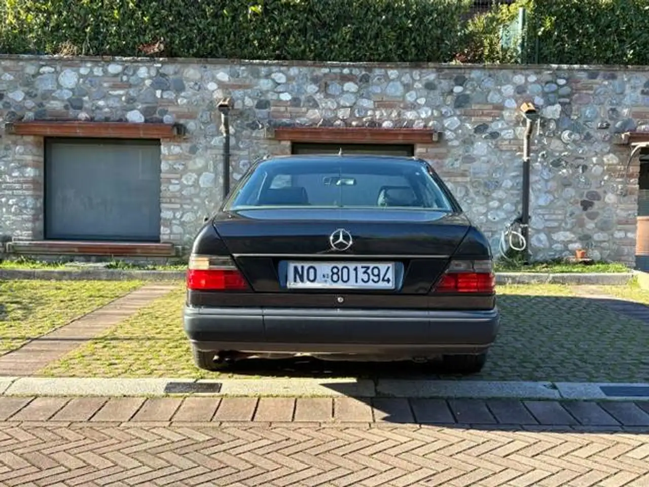 Mercedes-Benz 300 3.0, foto 4