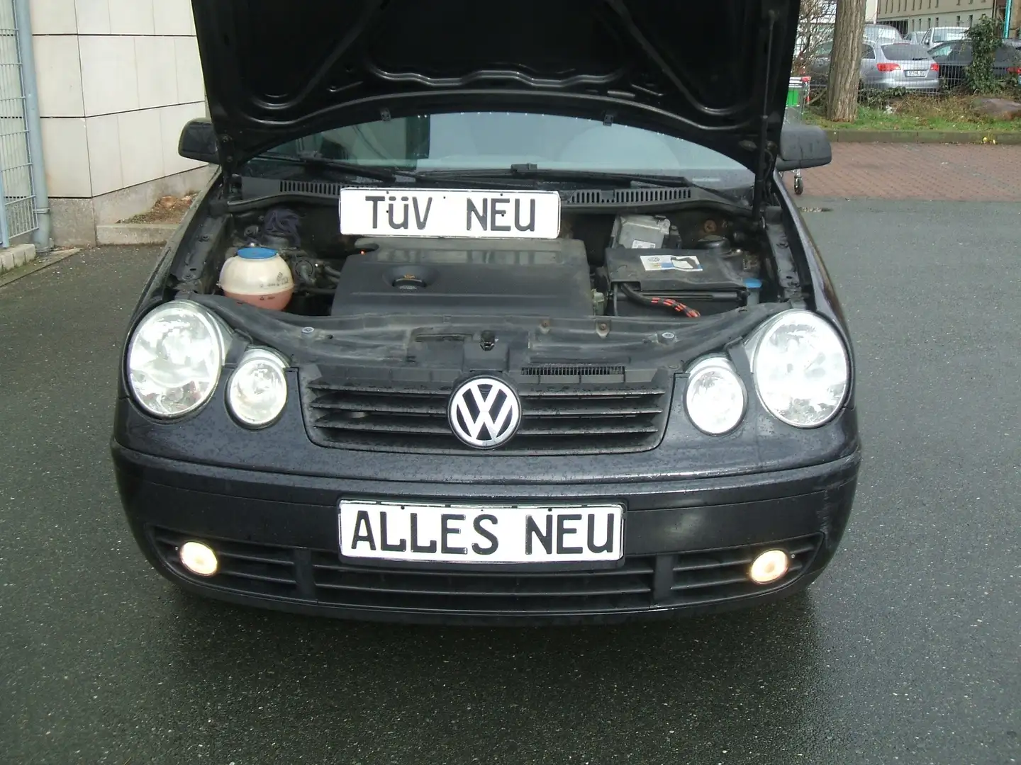 Volkswagen Polo 1,4*KLIMA*4/5 TÜRIG*auf wunsch TÜV-ALLES-NEU Negro - 2