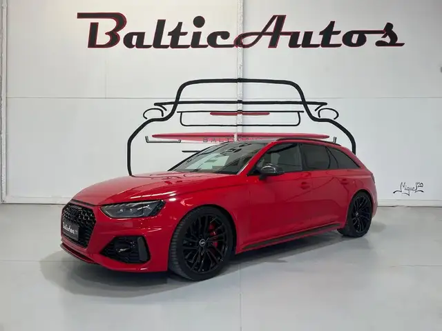 Audi RS4 Avant TFSI quattro tiptronic