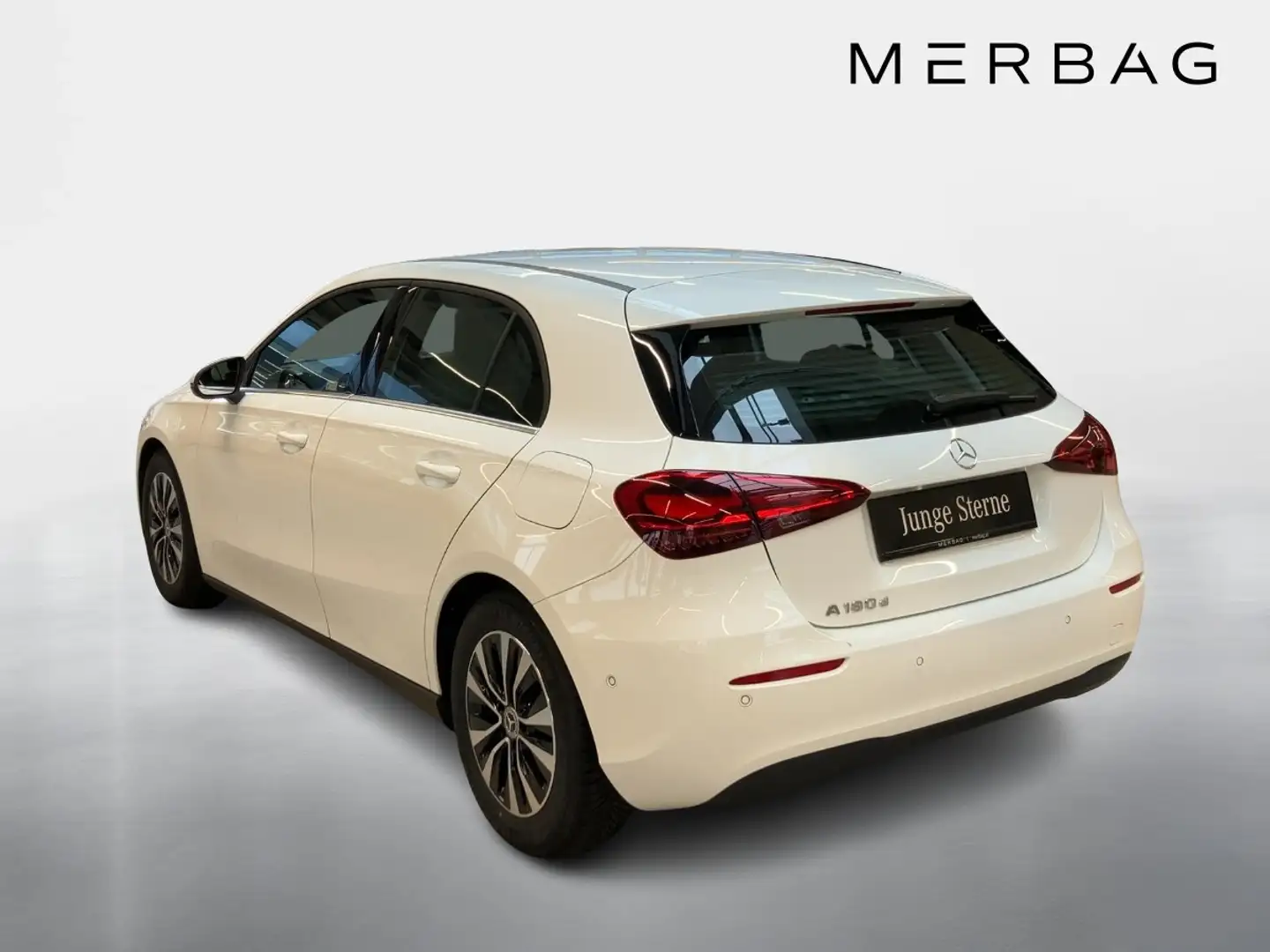 Mercedes-Benz A 180 d Kompaktlimousine Österreich-Edition Weiß - 2