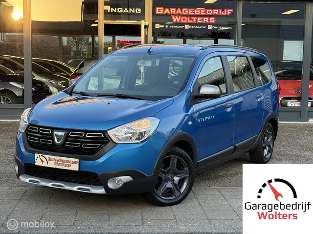Dacia Lodgy 1.2 TCe Stepway CRUISE NAVI CAMERA PARK.SENS.
