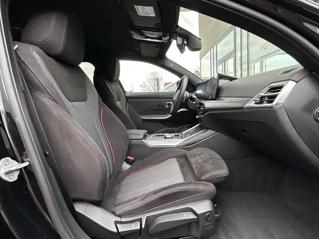 BMW 3 Series view 15