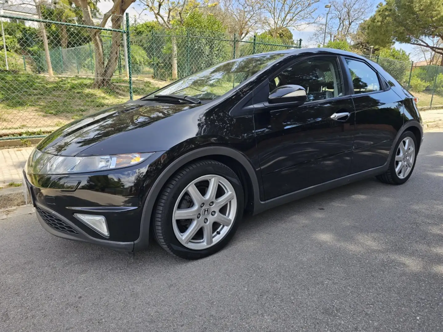 Honda Civic 1.8 i-VTEC Sport Negro - 1