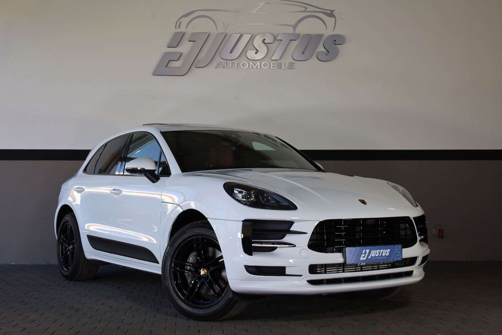 Second hand Porsche Macan 