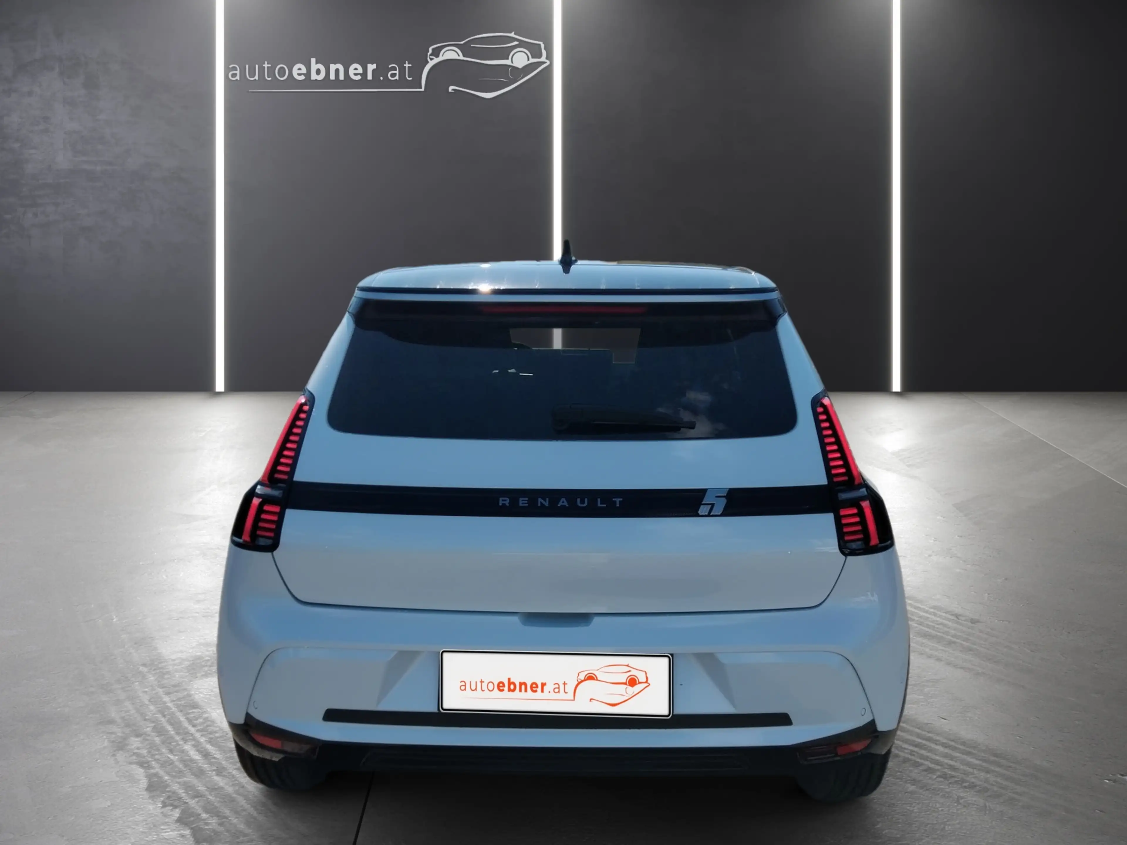 Renault R 5 RENAULT 5 E-TECH ELECTRIC Roland Garros 150 PS — photo 6
