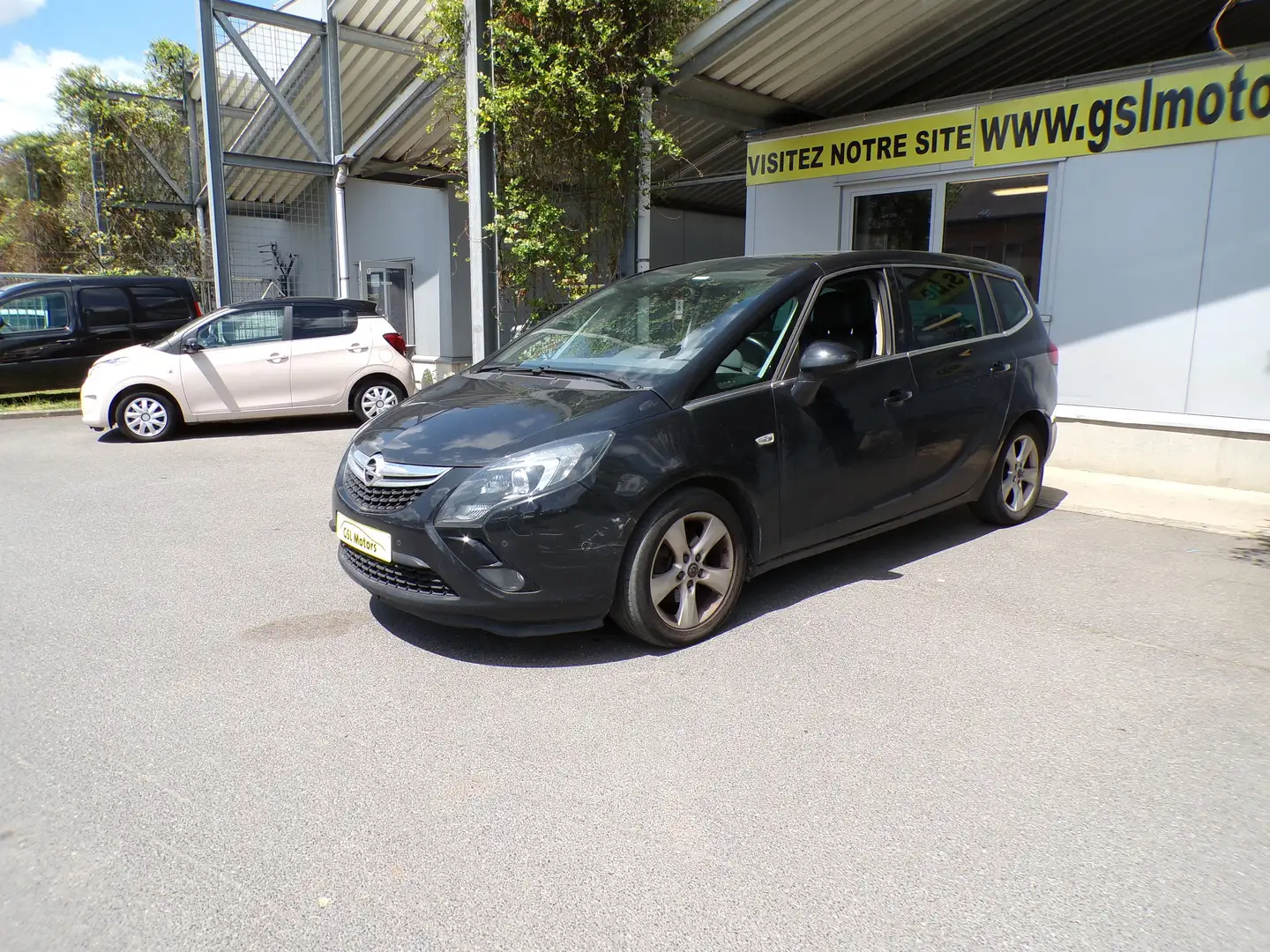 Opel Zafira Tourer 1.6 CDTi 136cv noir 06/14 Airco GPS Camera Cruise Noir - 1