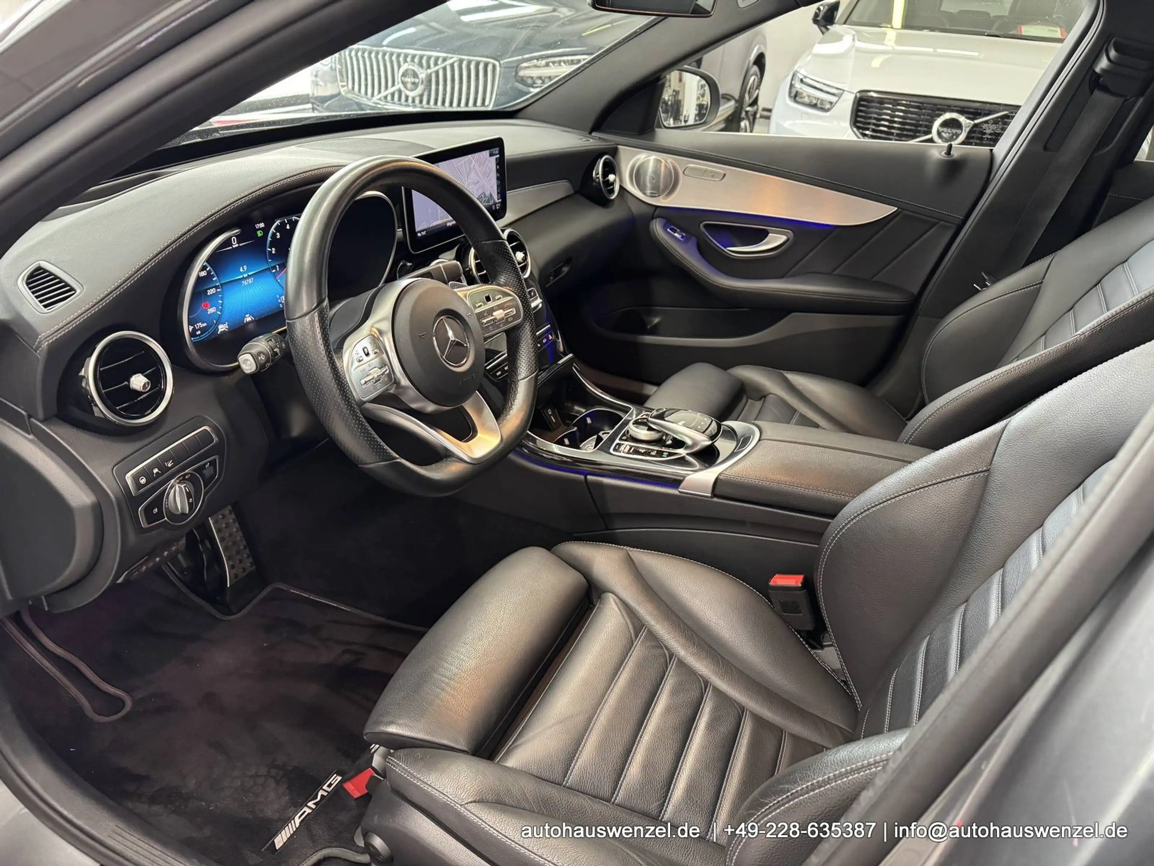 Mercedes-Benz C 400 T 4Matic AMG - LEDER DISTRONIC PANORAMA HEAD-UP BURMESTER CARPLAY 360°-KAMERA — photo 11