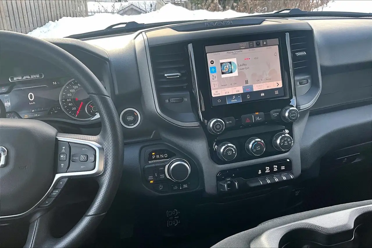 RAM 1500 снимка RAM 1500