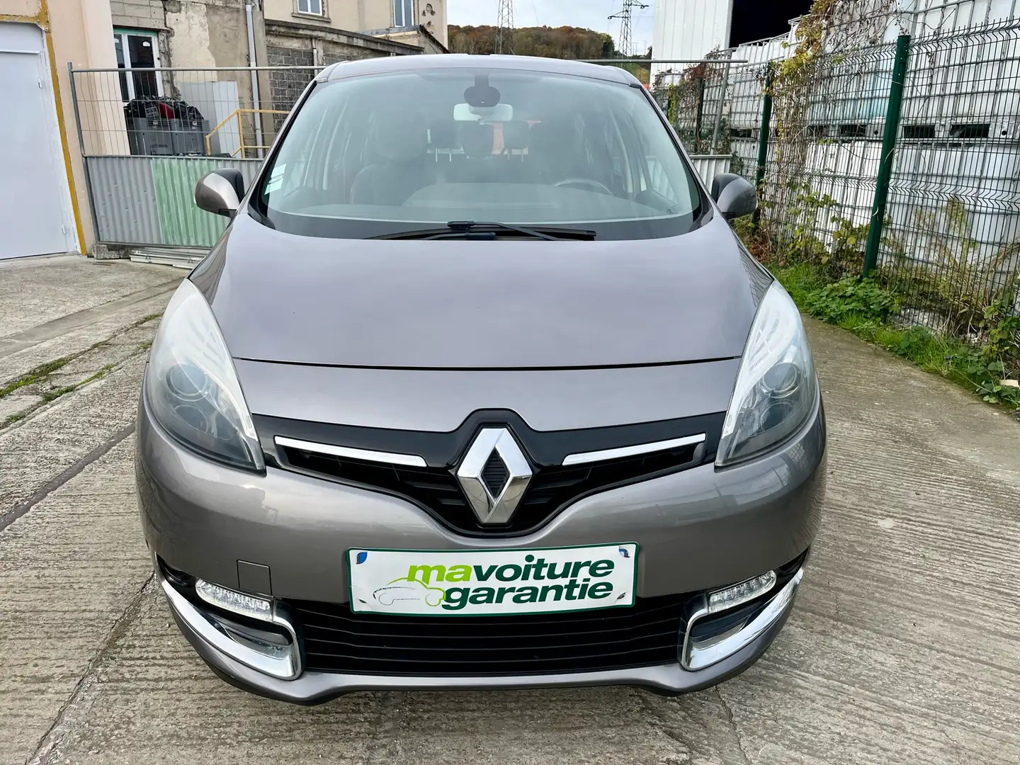 Renault Grand Scenic Scénic dCi 110 Energy eco2 Business 7 pl Gris - 2