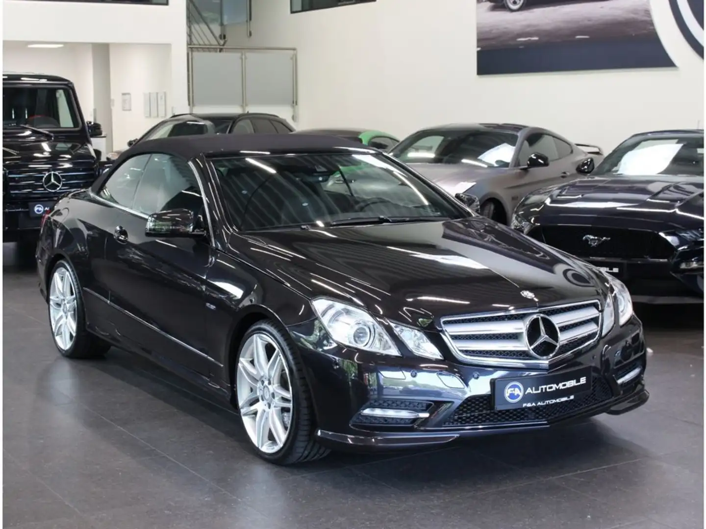 Mercedes-Benz E 350 CGI AMG Line BlueEff. Designo*H&K*TOP Noir - 2