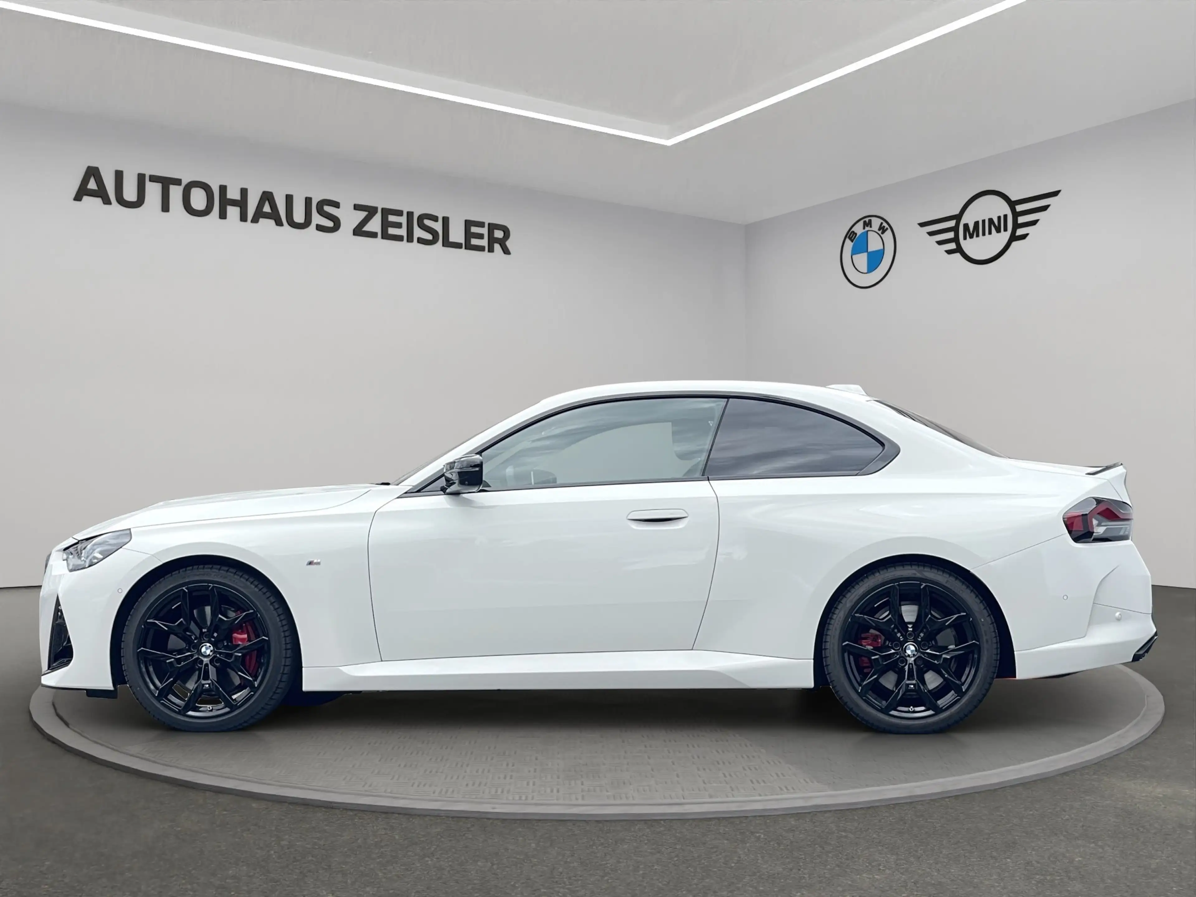 BMW 240 M240i xDrive Coupé — photo 4