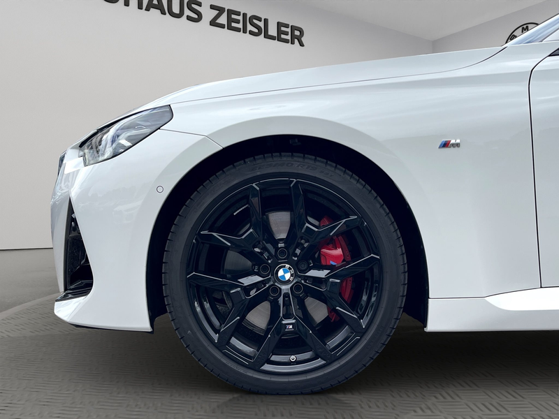 BMW 240 M240i xDrive Coupé — photo 15