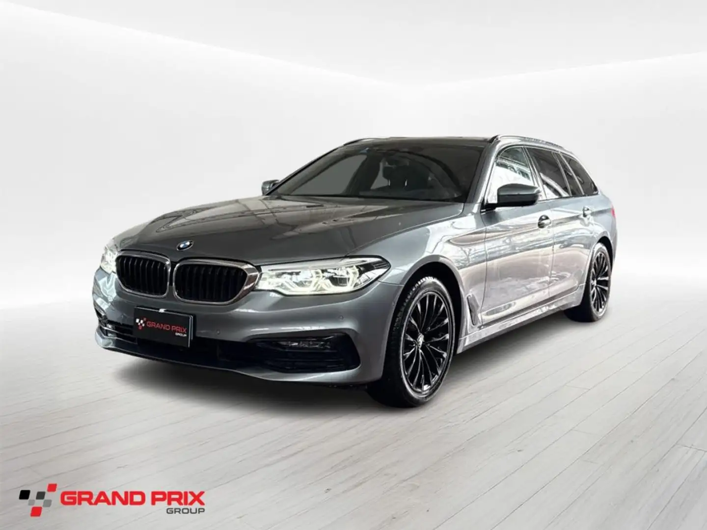 BMW 520 d 48V xDrive Touring Sport Gris - 1
