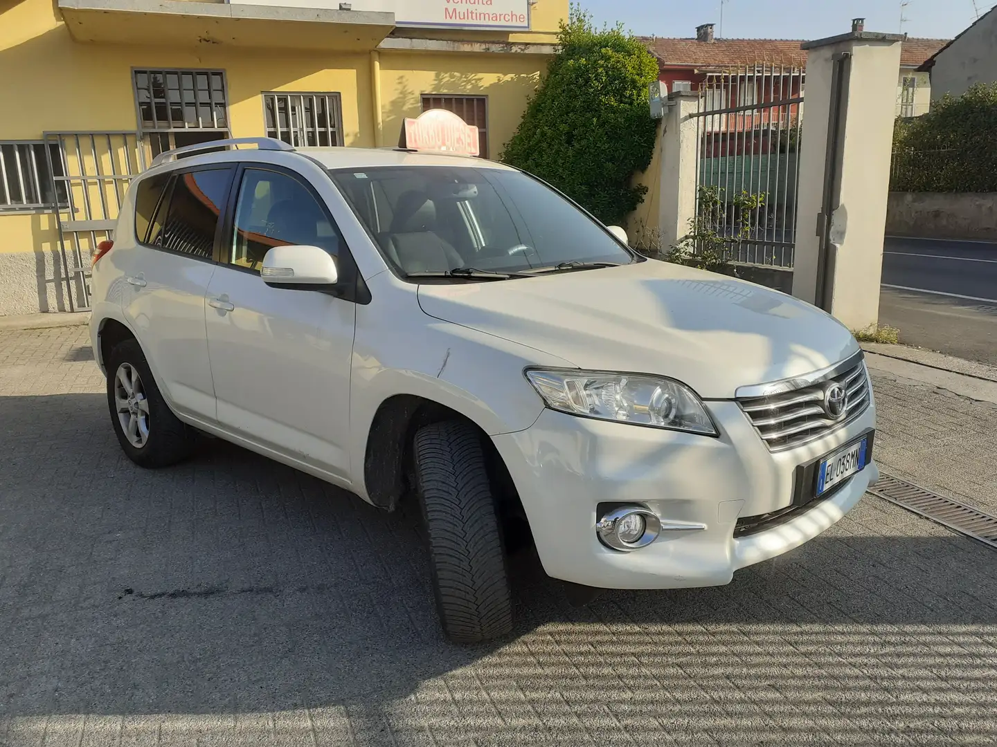 Toyota RAV 4 Rav4 III 2010 RAV4 2.2 d-4d Exclusive 150cv - 2