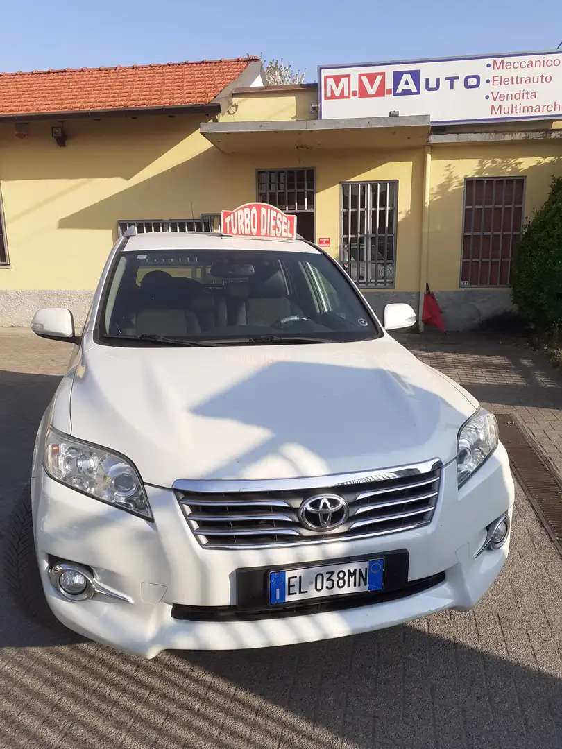 Toyota RAV 4 Rav4 III 2010 RAV4 2.2 d-4d Exclusive 150cv - 1