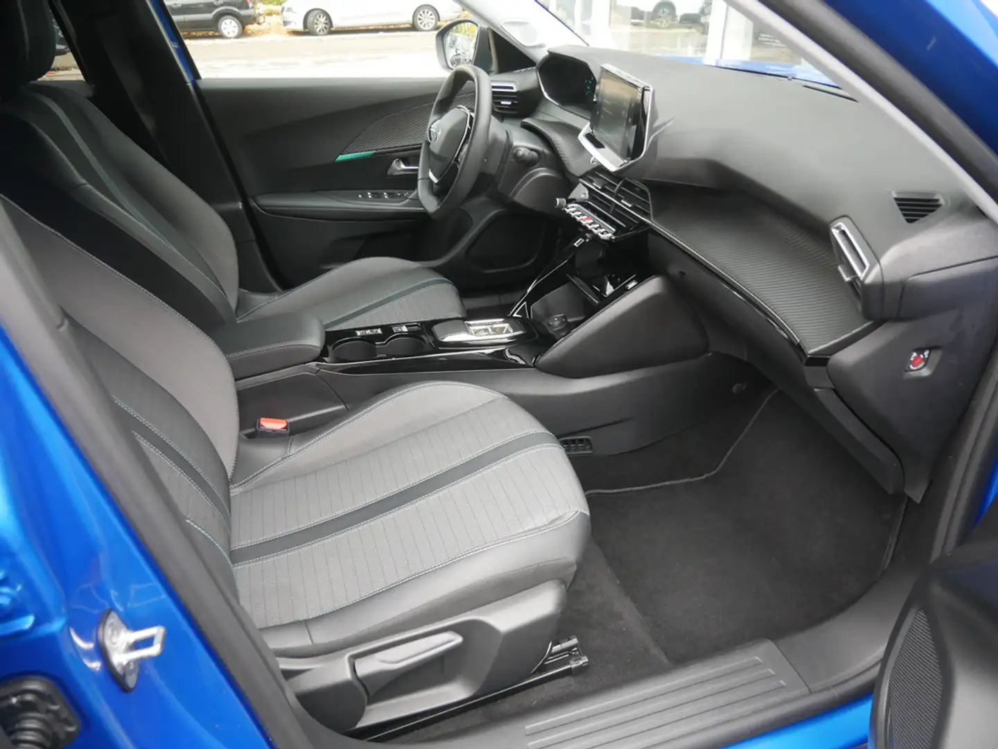 Peugeot e-2008 Allure 136 PDC SHZ KAMERA NAVI LED Blau - 2