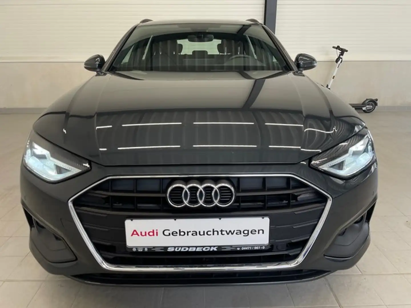 Audi A4 Avant 35 TFSI AHK+KAMERA+ACC+LANE+SOUND-SYSTEM Grau - 2