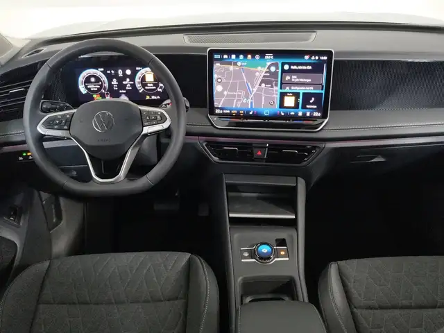 Volkswagen Tiguan view 9