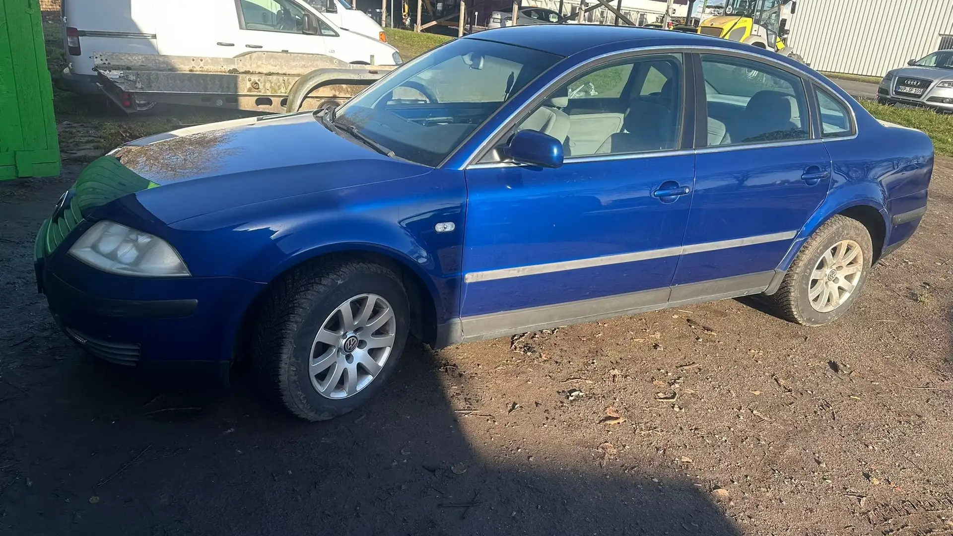 Volkswagen Passat Basis **HU/AU 04.2026** Blau - 2