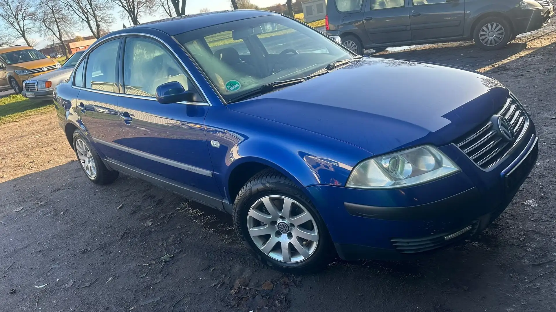 Volkswagen Passat Basis **HU/AU 04.2026** Blau - 1