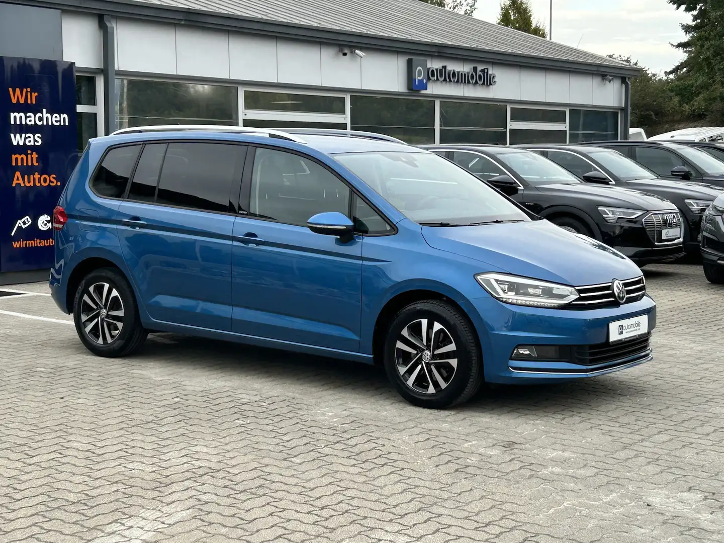 Volkswagen Touran 2.0 TDI DSG Comfortline United*LED*NAVI* Blau - 2