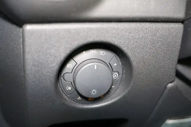 Opel Corsa view 13