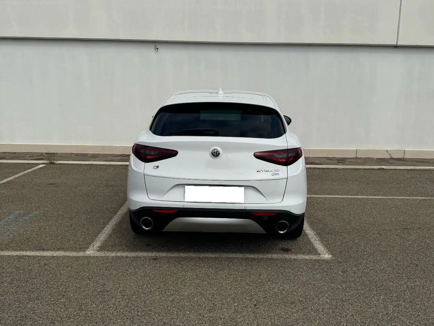Alfa Romeo Stelvio Weiß - 2