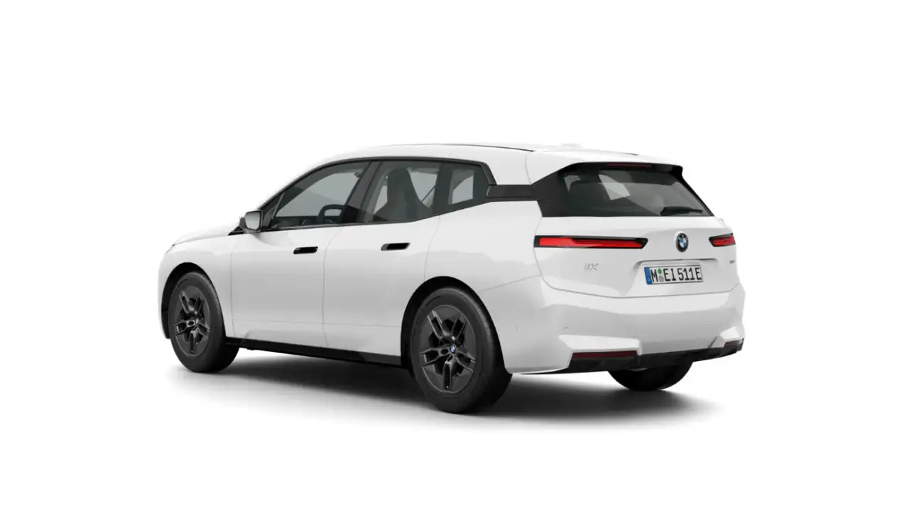 BMW iX xDrive45 auf Wunsch änderbar! 4