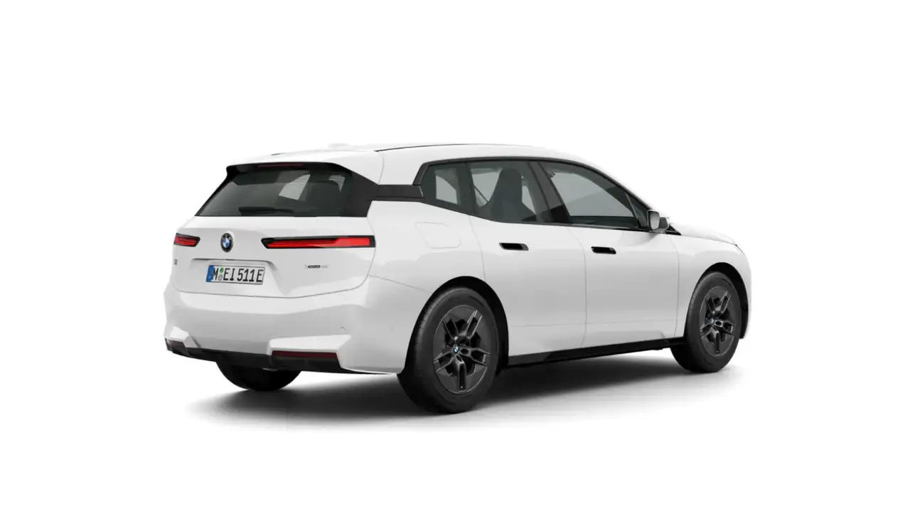 BMW iX xDrive45 auf Wunsch änderbar! 3