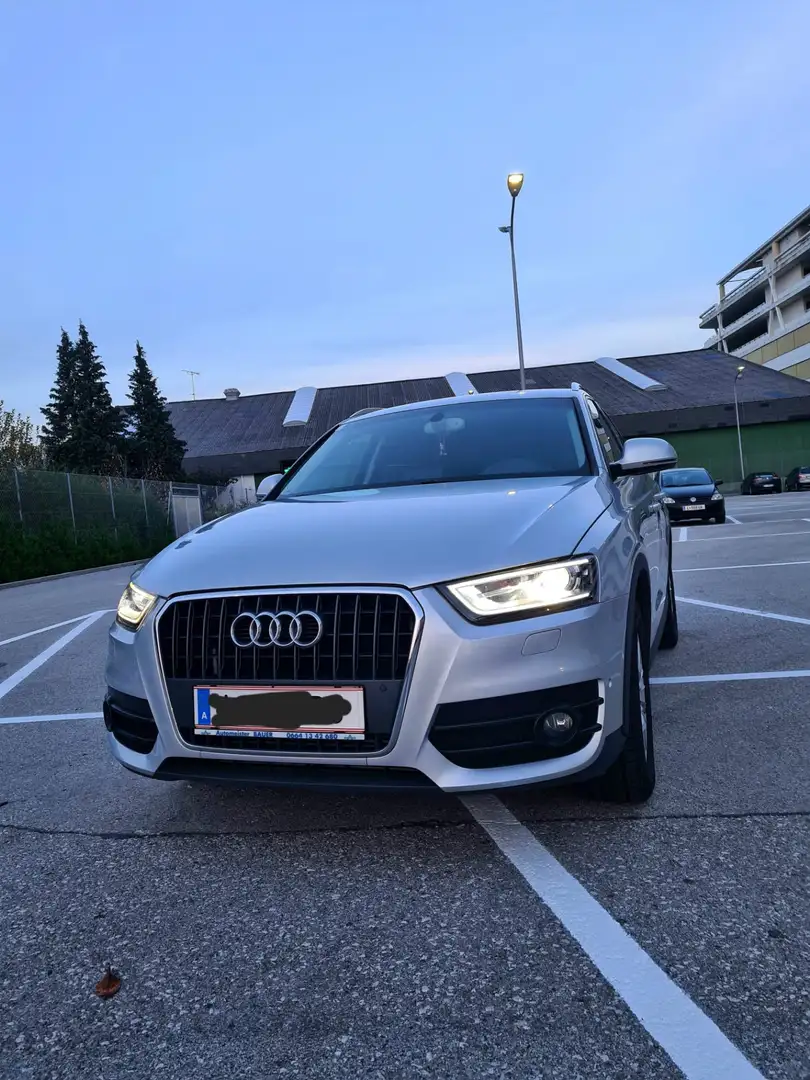 Audi Q3 2.0 TDI - 1