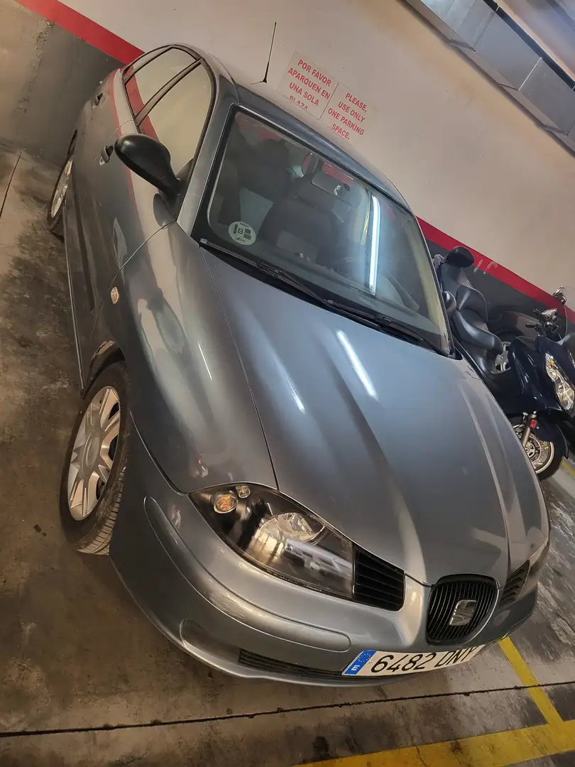 SEAT Ibiza 1.4i 16v 75 Stylance - 1