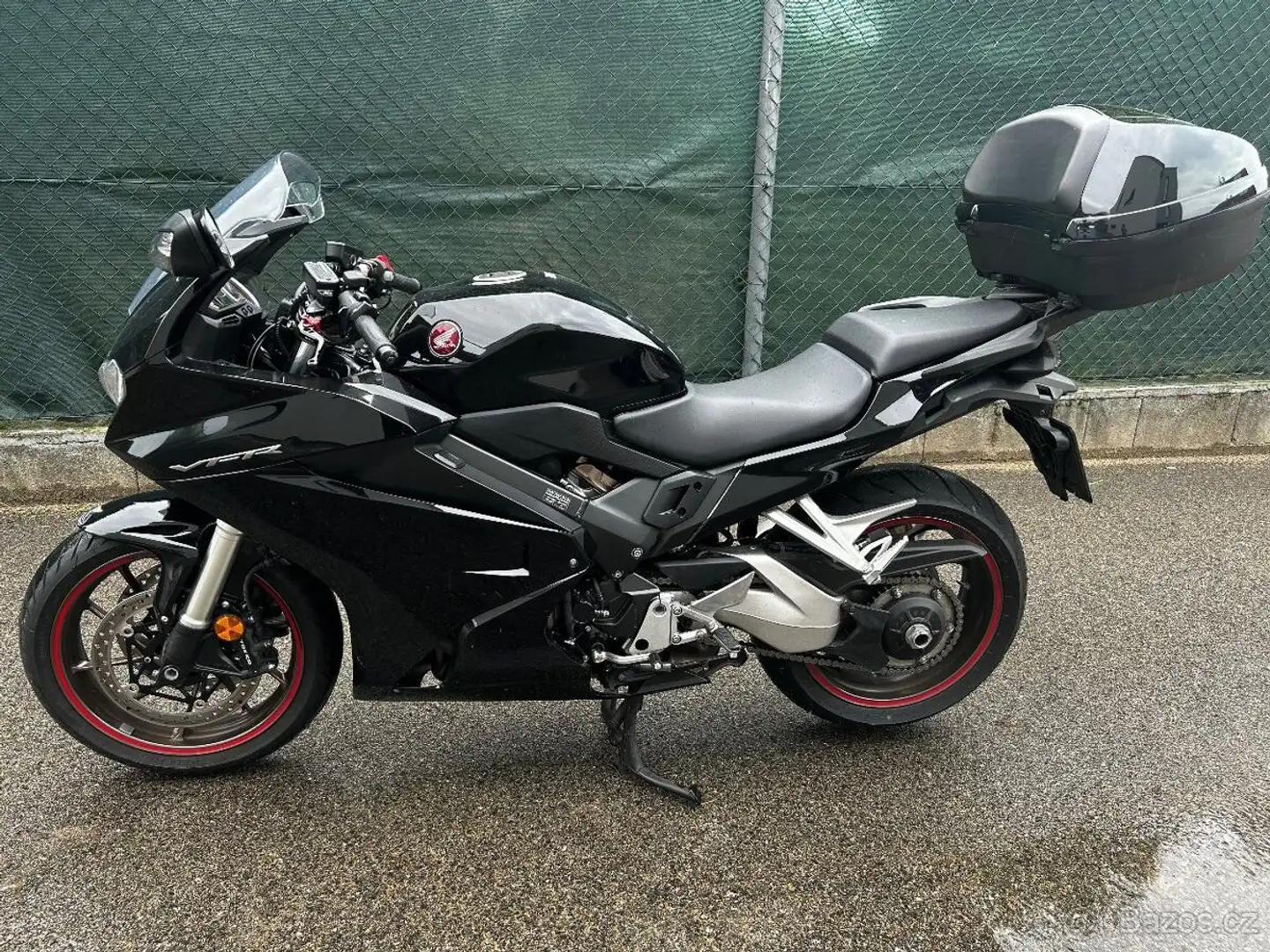 Honda VFR 800 Schwarz - 2