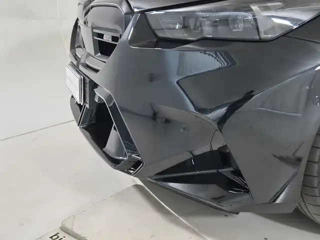 BMW M5 view 22