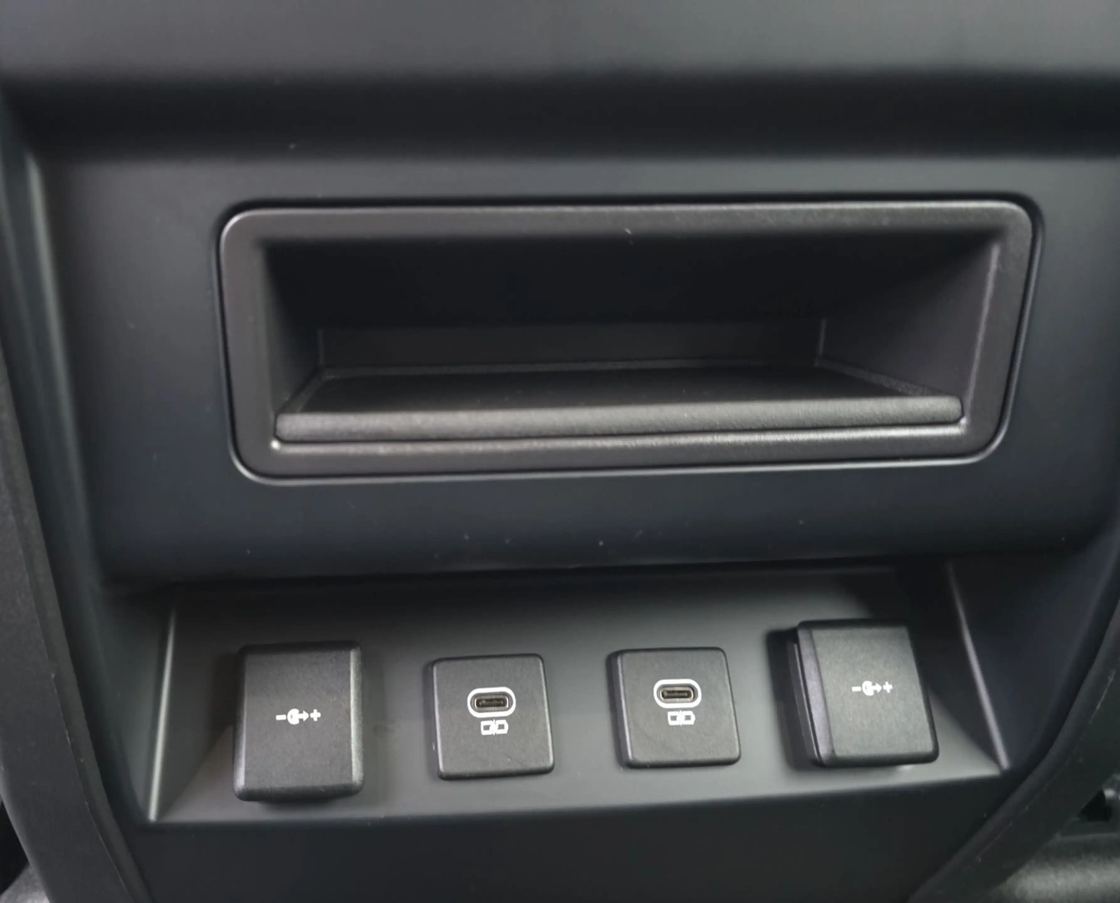 Land Rover Defender 110 3.0 D250*1.Hd.*Exterieur*Offroad — photo 12